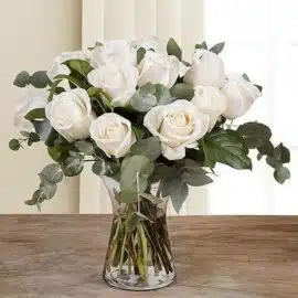 Touche de classe: 12 Roses blanches – Image 4