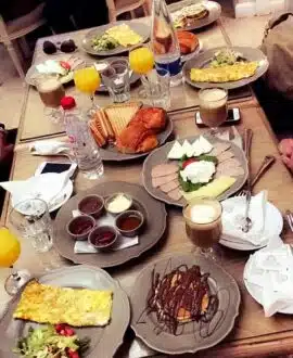 Invitation petit déjeuner pour 2 personnes – Image 4