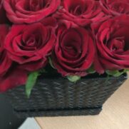 Alternative view of Swing: 16 roses
