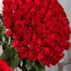 grand bouquet de fleurs rouge
